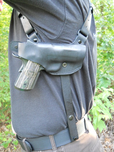 leather shoulder pouch